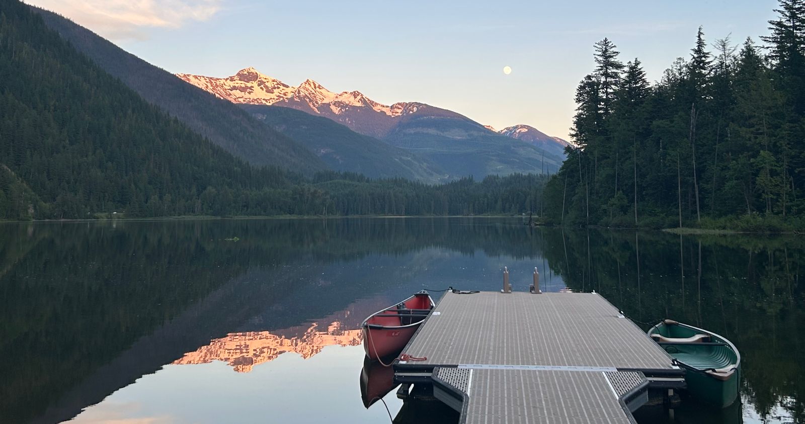 Griffin Lake Cabins | Cabin/Cottage Rentals | Revelstoke, BC - Main photo